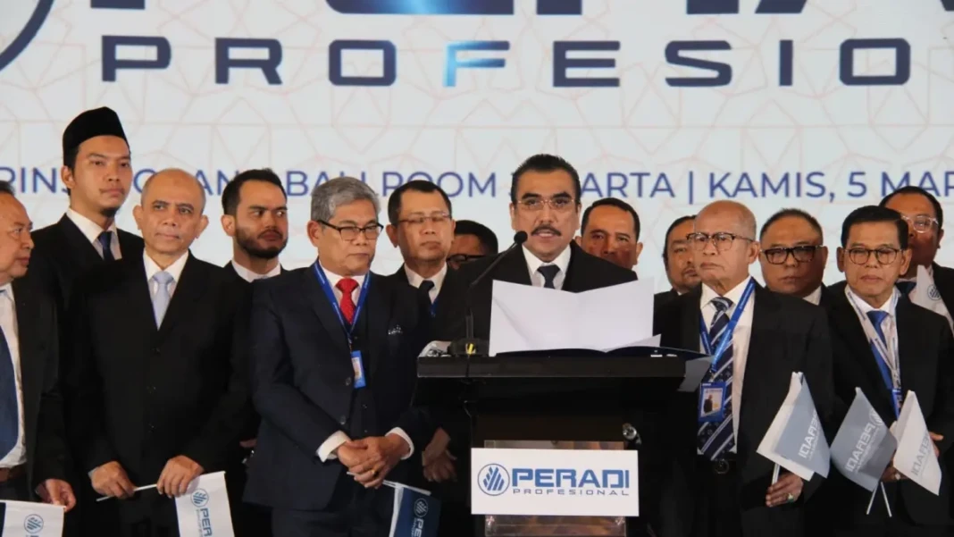 Ketua Umum DPN Peradi, Prof Dr Harris Arthur Hedar
