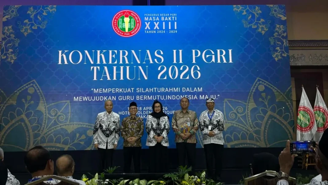 Konferensi Kerja Nasional II PGRI dibuka pada Kamis (16/4) malam