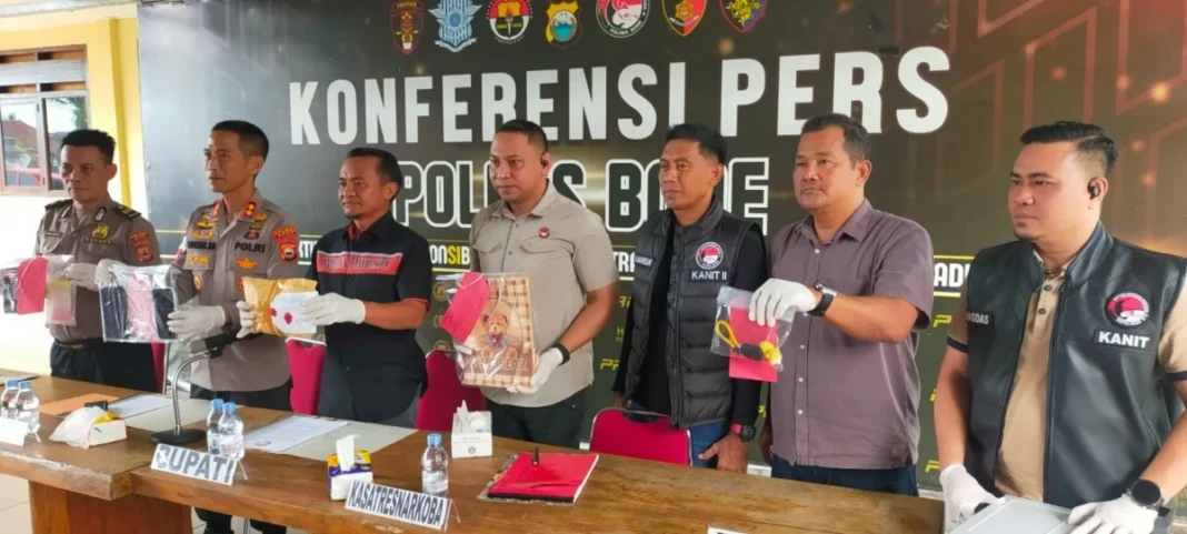 Konferensi pers Polres Bone soal Narkoba