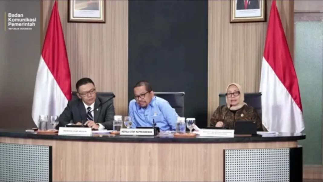 Menteri PPPA Arifah Choiri Fauzi dalam konferensi pers di Kantor Staf Kepresidenan, Jakarta, Rabu (22/4/2026). (Foto: Istimewa)