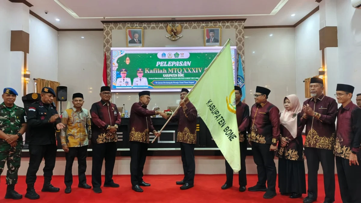 Pelepasan 39 kafilah Bone dalam MTQ ke-XXXIV di Aula La Tea Riduni, Jalan Petta Ponggawae, Watampone, Sabtu (11:4:2026)