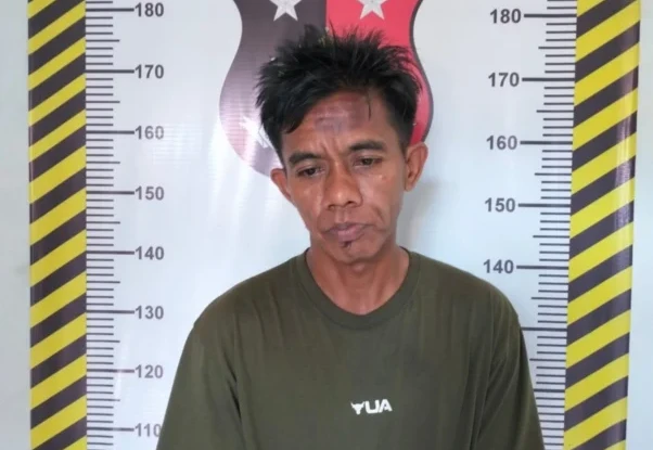 Polres Pelabuhan Makassar berhasil mengamankan seorang juru parkir liar bernama Muhammad Kamil M alias Fajar (35) yang aksi punglinya sempat viral di media sosial.