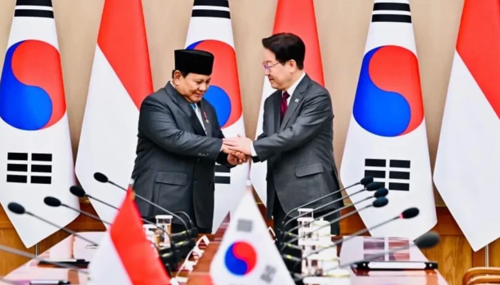 Presiden Indonesia Prabowo Subianto dan Presiden Korea Selatan Lee Jae Myung di Istana Kepresidenan Korea Selatan Blue House, Rabu