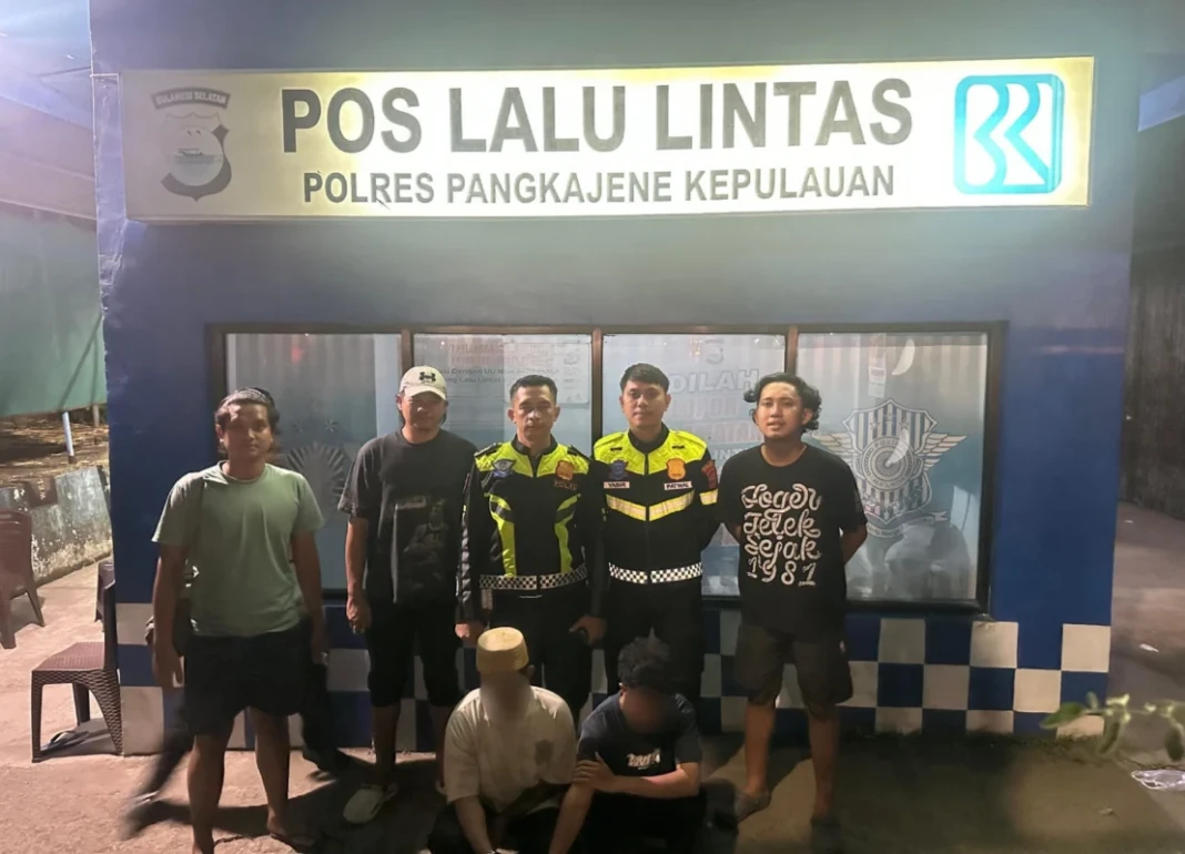 Satlantas Polres Pangkep mengamankan truk dan dua terduga pelaku pemakai narkotika jenis sabu
