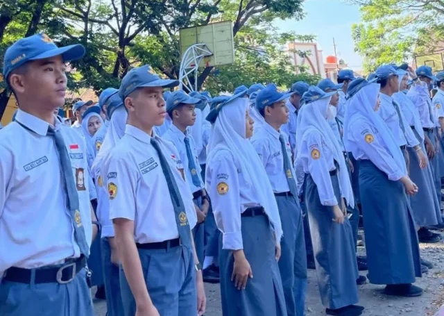 Siswa-siswi SMAN 9 Makassar. Dok. Instagram SMAN 9 Makassar