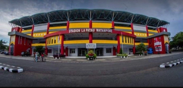 Stadion Lapatau di Bone