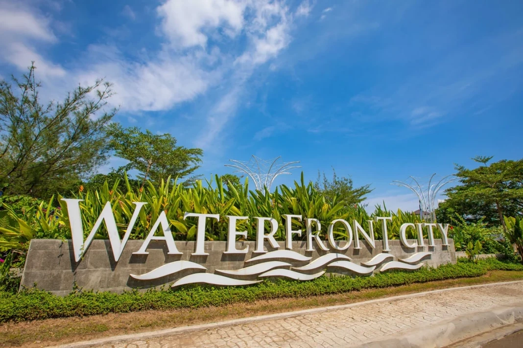Waterfront City Tanjung Bunga