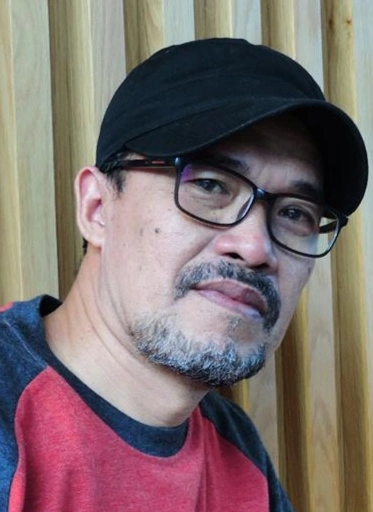 Alumni Unhas Angkatan 1985, Yarifai Mappeaty