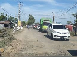 Jalan poros Sidrap-Soppeng. Dok. Pemprov Sulsel.