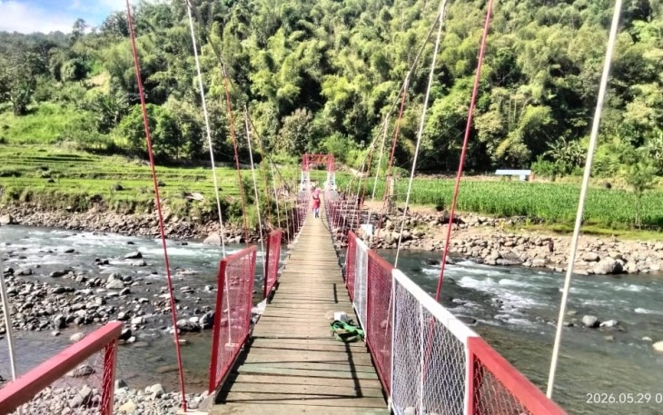 Jembatan garuda merah putih, Maros.
