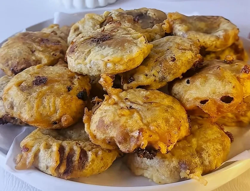 Kue tradisional khas Sulawesi Selatan berbahan singkong, Tara'jong