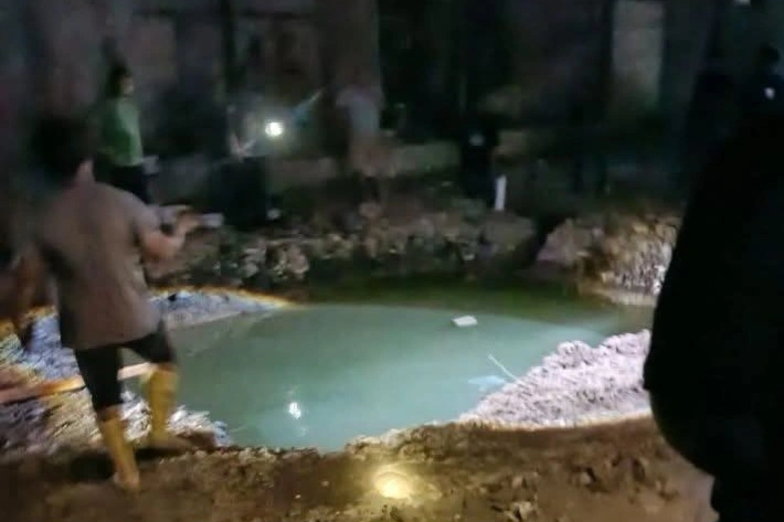 Lubang galian septic tank area pembangunan Sekolah Rakyat Takalar