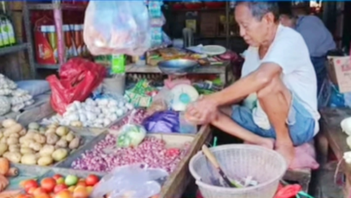 Pasar Sentral Palakak, Bone.