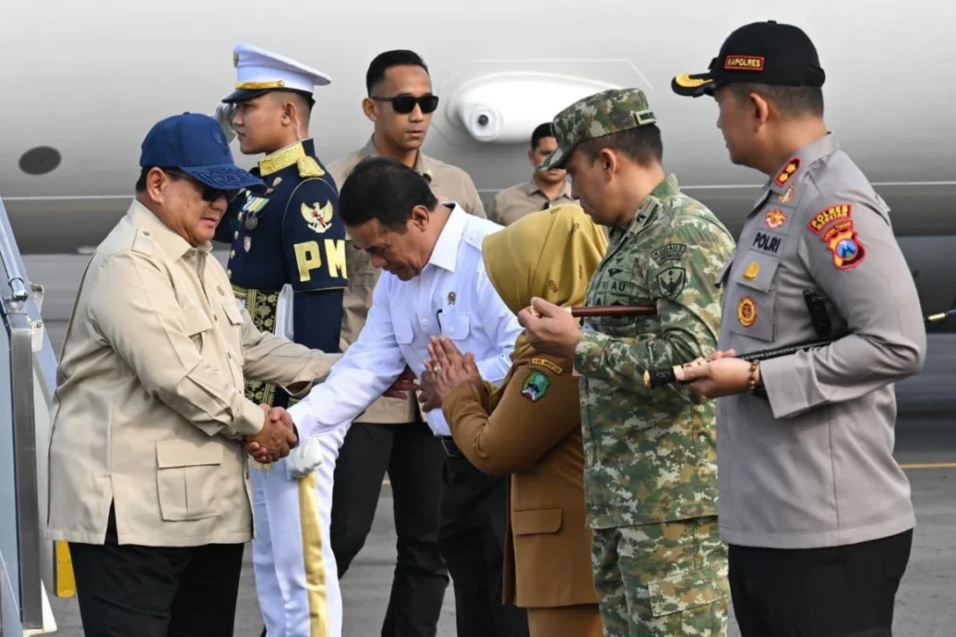 Presiden Prabowo tiba di Jawa Timur untuk meresmikan Museum Marsinah hingga Kopdes Merah Putih