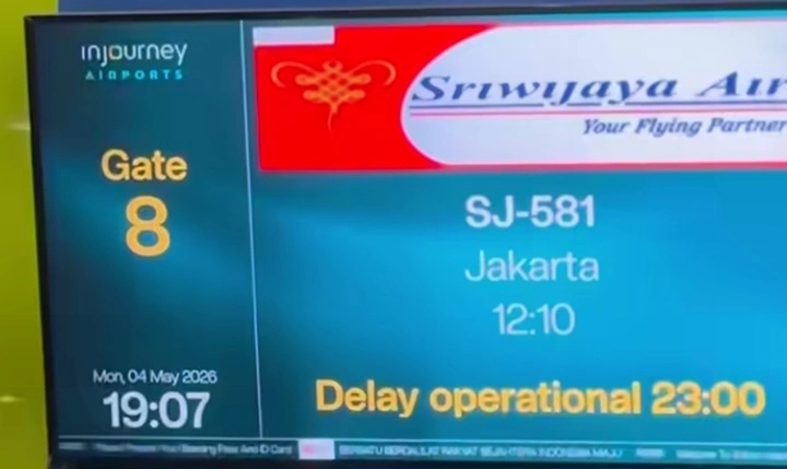 Penerbangan Sriwijaya Air SJ-581 rute Makassar–Jakarta mengalami delay hingga 11 jam di Bandara Sultan Hasanuddin. dok/tangkapanlayar