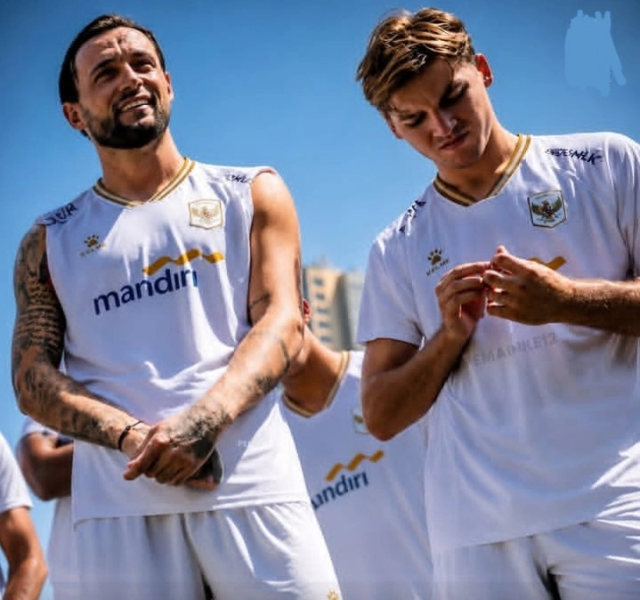 Luke Vickery dikabarkan sudah bergabung dalam TC Timnas Indonesia di Jakarta. Proses naturalisasinya tinggal menyisakan dua tahap akhir.