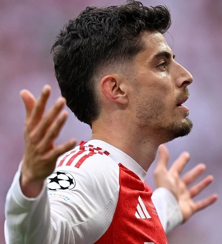 Arsenal Unggul 1-0 atas PSG di Babak Pertama Final Liga Champions 2026
