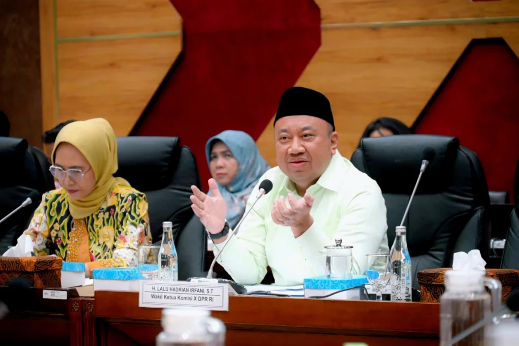 Wakil_Ketua_Komisi_X_DPR_RI__Lalu_Hadrian_Irfani__Foto___Mentari_Alma20260503125738