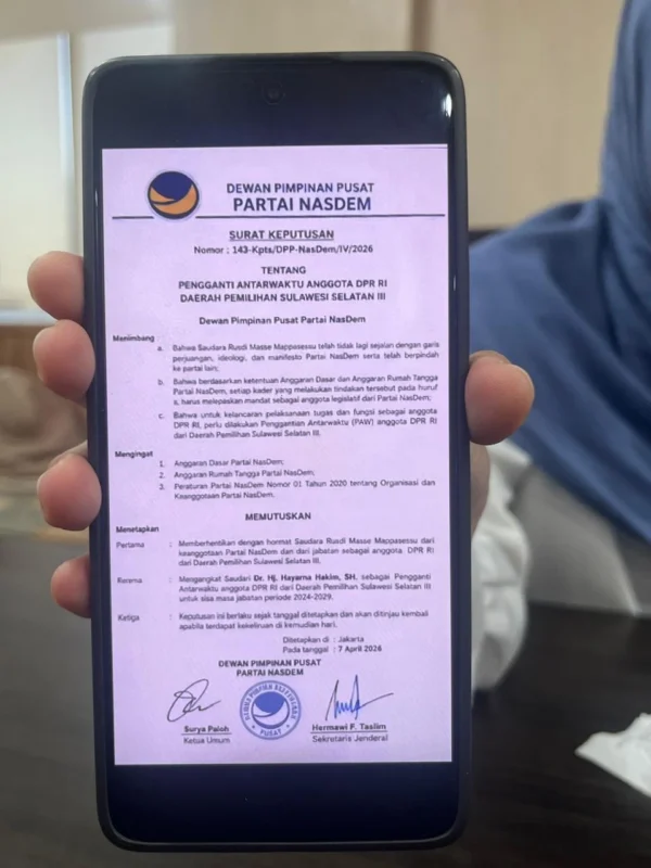 Surat keputusan PAW DPP NasDem yang beredar.