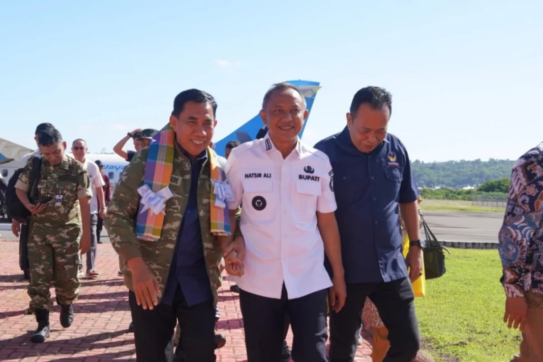 Komisi I DPR Bersama Mabes TNI dan Kemenhan Tinjau Lokasi Rencana Lanal Selayar