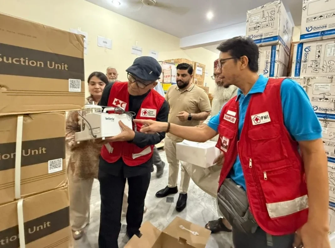 Penyaluran bantuan medis ke Iran