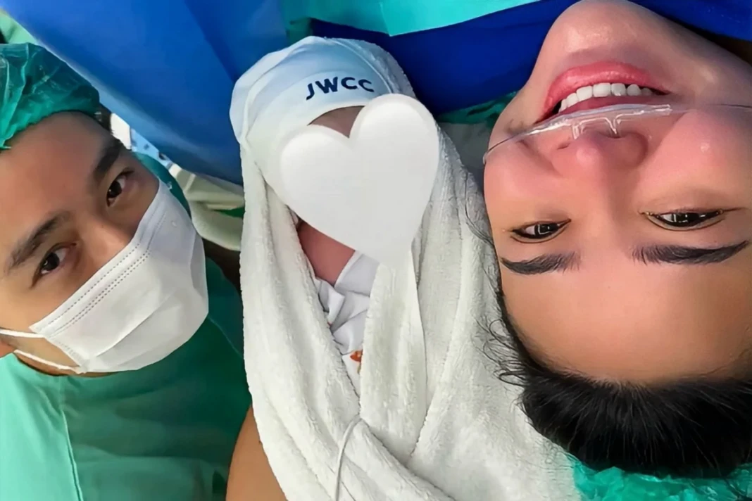 Amanda Manopo melahirkan anak pertamanya.