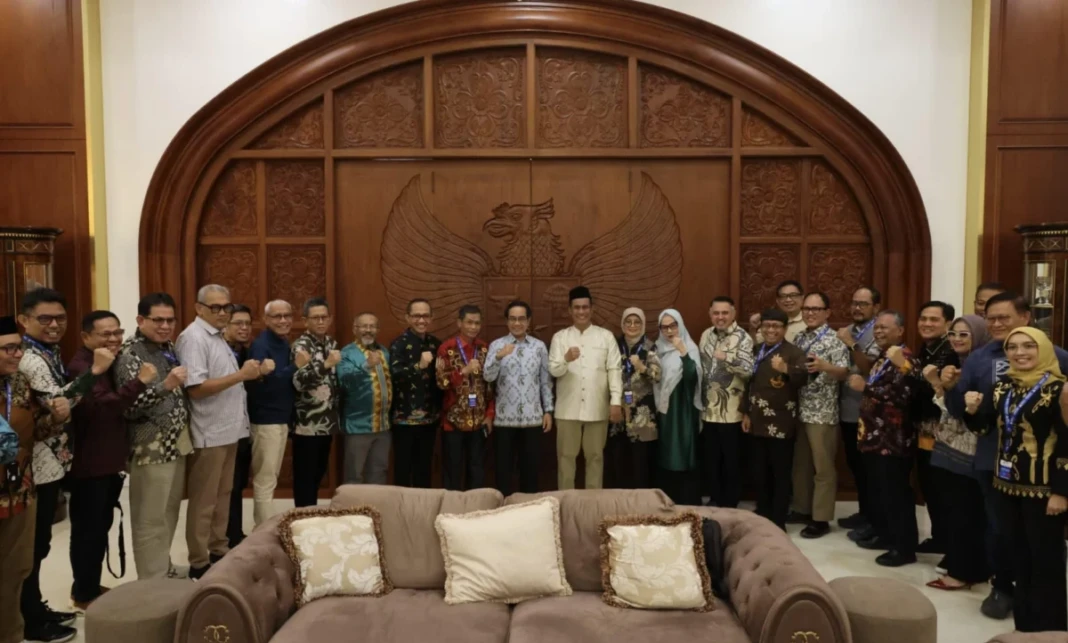 Mentan Amran bertemu rektor perguruan tinggi Indonesia Timur di Jakarta Selatan