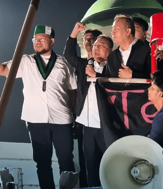 Dasco Naik Mobil Komando Temui Mahasiswa di DPR, Tuntutan BBM hingga MBG Diteruskan ke Pemerintah