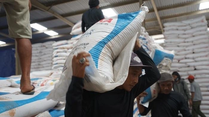 Harga Pupuk Subsidi Turun, Urea Bersubsidi Kini Rp1.800 per Kg