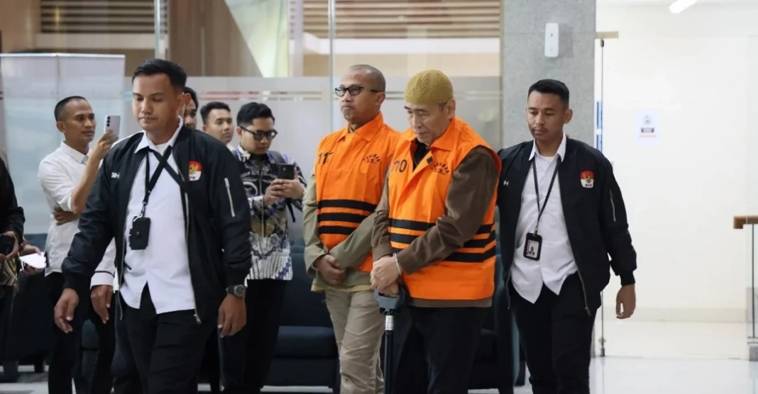 Komisi Pemberantasan Korupsi (KPK) menahan dua tersangka dalam perkara dugaan tindak pidana korupsi (TPK) pembagian kuota ibadah haji Indonesia tahun 2023-2024, ISM selaku Direktur Operas