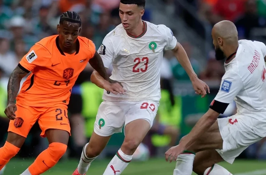 Laga babak 32 besar Belanda vs Maroko