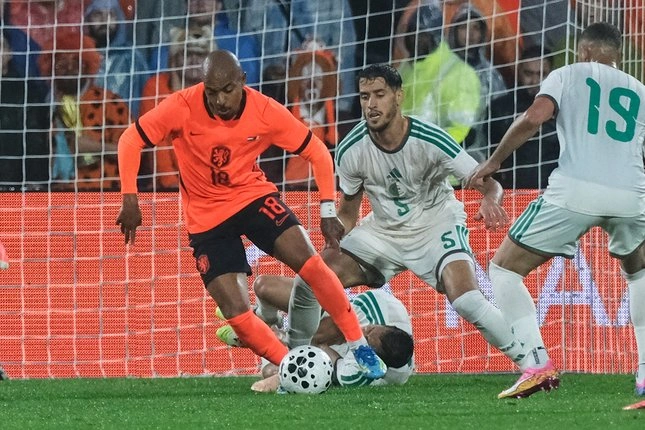 Laga ujji coba internasional antara Belanda vs Aljazair di Stadion Feijenoord