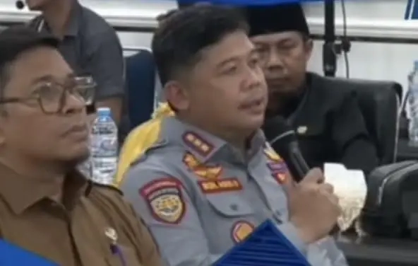 Mantan Inspektur Inspektorat Gowa, Agus Harahap hadir dalam rapat pansus Hak Angket DPRD Gowa
