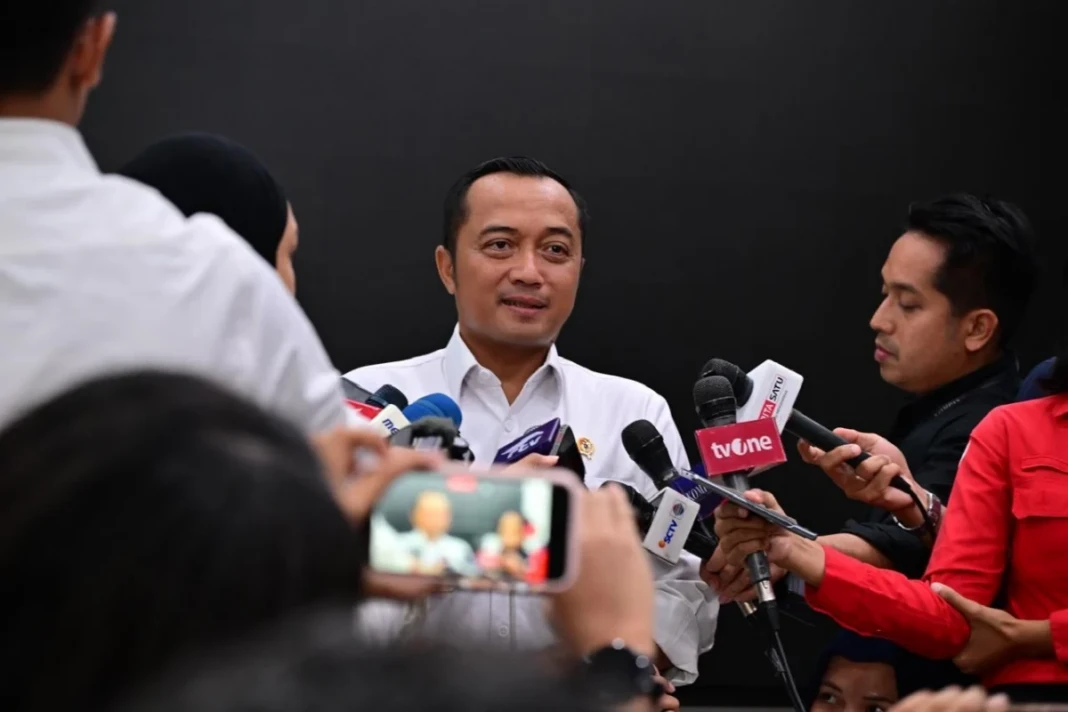 Mensesneg, Prasetyo Hadi