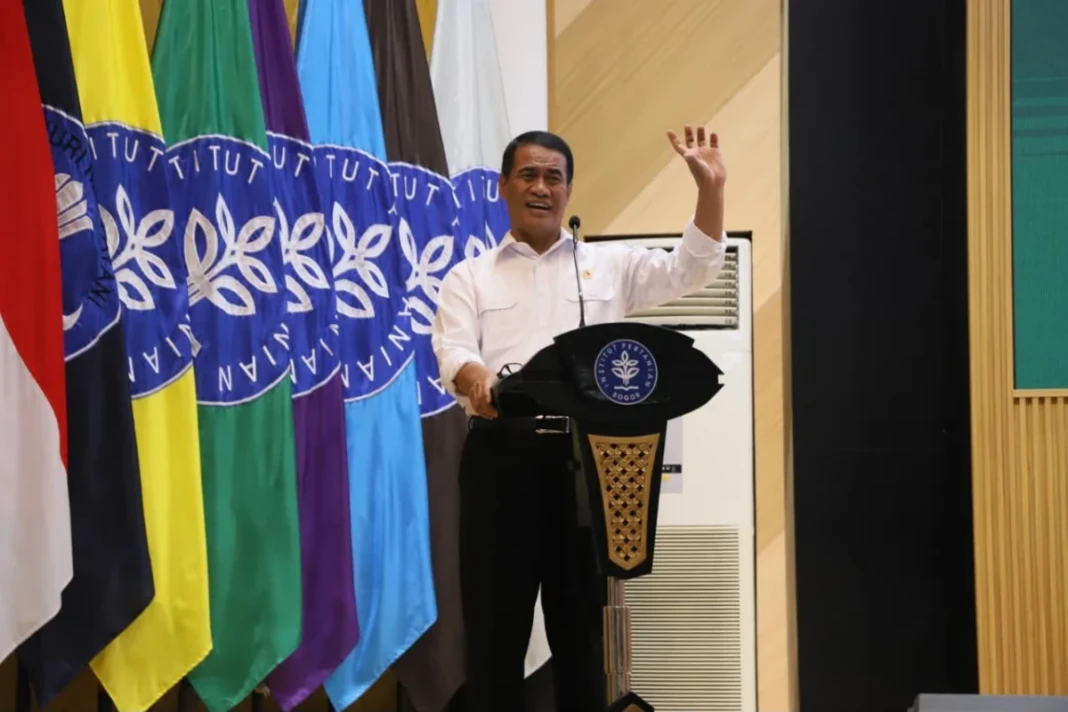 Menteri Pertanian Amran Sulaiman dalam kuliah umum di IPB