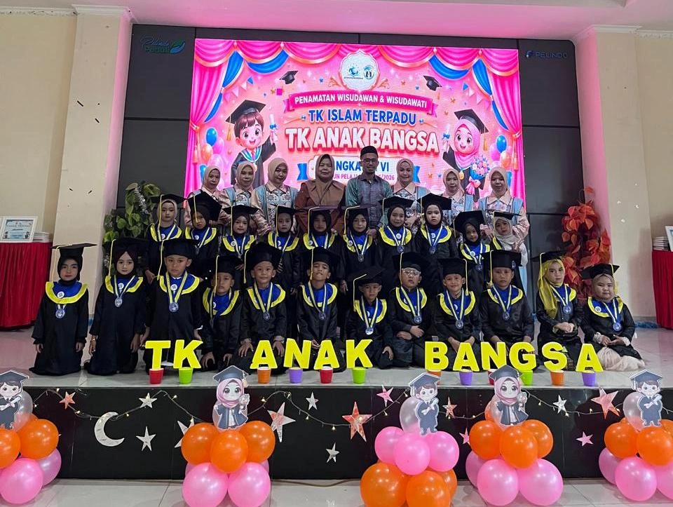 Penamatan Angkatan VI TK Anak Bangsa Bone