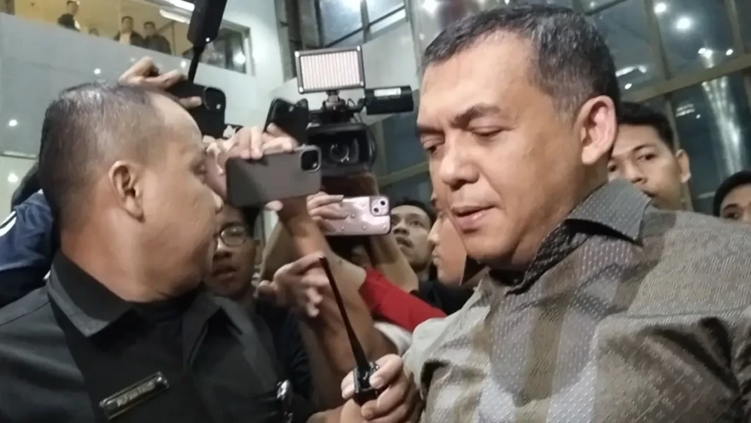 Penyerahan diri Wamen Imipas Silmy Karim ke KPK