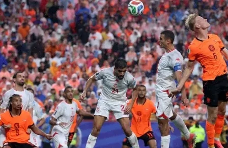 Pertandingan Belanda vs Tunisia