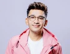 Ruben Onsu.