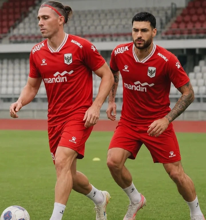 Dua mantan pemain asing Liga Indonesia, Willian Correia dan Jonathan Campbell, kembali mendapat panggilan dari John Herdman untuk membantu sesi latihan Timnas Indonesia di Jakarta. Simak peran dan alasan keterlibatan mereka.