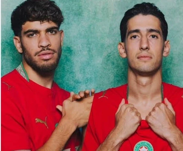 Timnas Maroko dipastikan tanpa Ez Abde dan Nayef Aguerd di Piala Dunia 2026 akibat cedera. FIFA telah menyetujui dua pemain pengganti jelang laga melawan Brasil. Browser