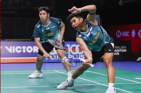 Sabar Karyaman Gutama/Mohammad Reza Pahlevi Isfahani harus puas menjadi runner-up Australian Open 2026 usai kalah dari pasangan China, Chen Bo Yang/Liu Yi, di partai final.
