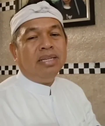 Gubernur Jawa Barat Dedi Mulyadi mengapresiasi keberhasilan Polda Jabar menangkap Taufik Hidayat, tersangka kasus penyekapan dan penganiayaan terhadap YTR di Kabupaten Bandung. Ia berharap pelaku mendapat hukuman setimpal.
