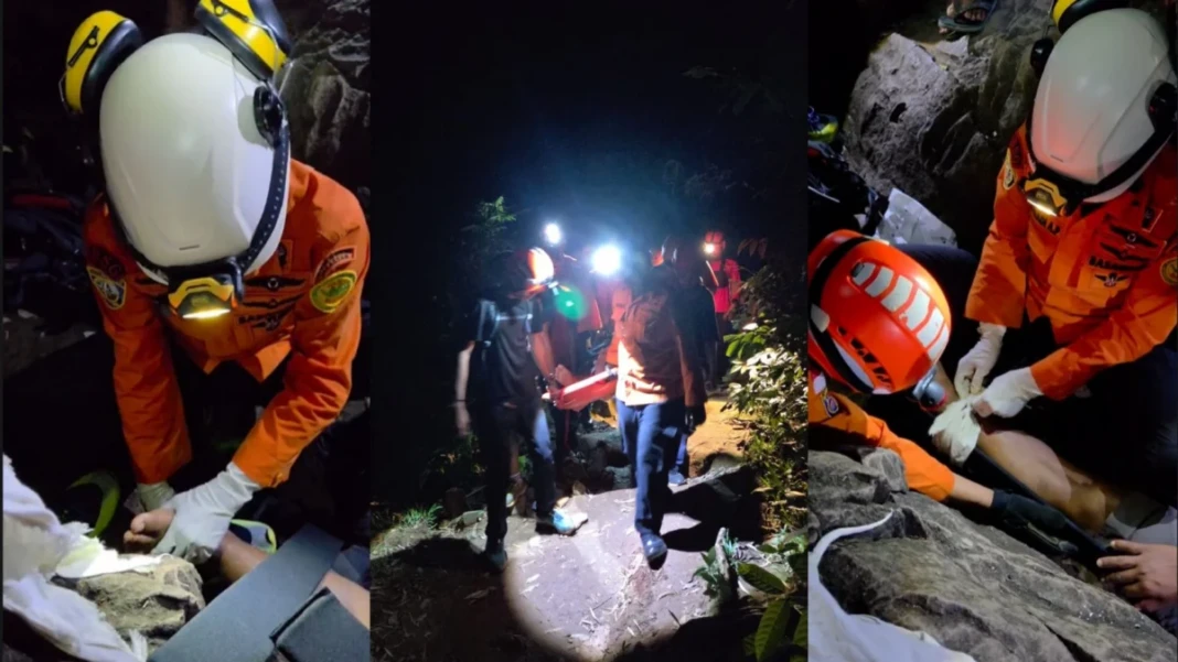 Pendaki patah kaki di Gunung Bulu Saukang, Kabupaten Maros, Sulawesi Selatan, berhasil dievakuasi Tim SAR gabungan setelah mengalami cedera di Pos 5 jalur pendakian pada Selasa (16/6/2026) malam.