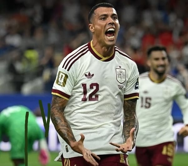 Pedro Porro merayakan gol Spanyol saat menghadapi Perancis pada semifinal Piala Dunia 2026 di Arlington, Texas.
