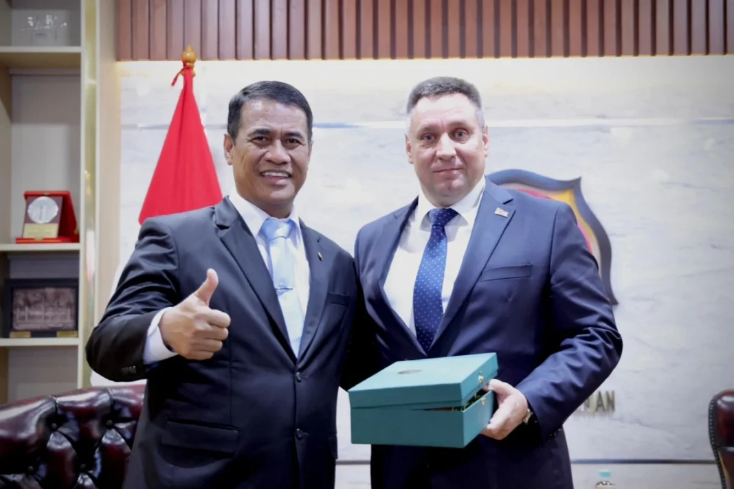 Menteri Pertanian Andi Amran Sulaiman menerima delegasi Belarus di Kementerian Pertanian Jakarta