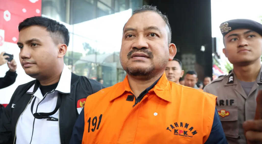 KPK menahan Bupati Pemalang Anom Widiyantoro pada 30 Juli 2026 setelah OTT dan menetapkan tiga tersangka lain.
