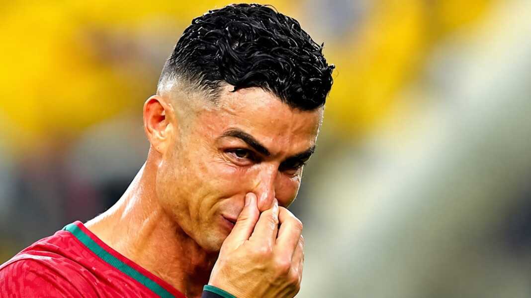 Cristiano Ronaldo menangis seusai Portugal disingkirkan Spanyol 0-1 dalam laga 16 besar Piala Dunia 2026. Laga itu juga menjadi yang terakhir bagi Ronaldo di Piala Dunia.