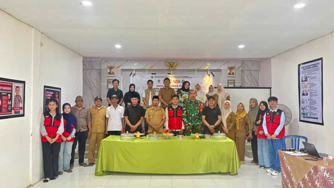Mahasiswa KKN Tematik Literasi Gelombang 116 Universitas Hasanuddin memaparkan tujuh program kerja untuk mengembangkan literasi masyarakat