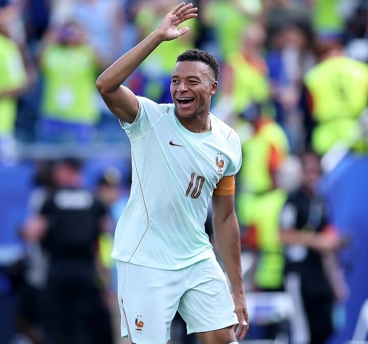 Selebrasi Mbappe setelah mencetak gol ke gawang Maroko pada perempat final Piala Dunia 2026.